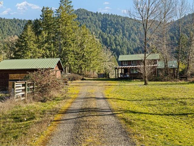 House for sale in Oregonia