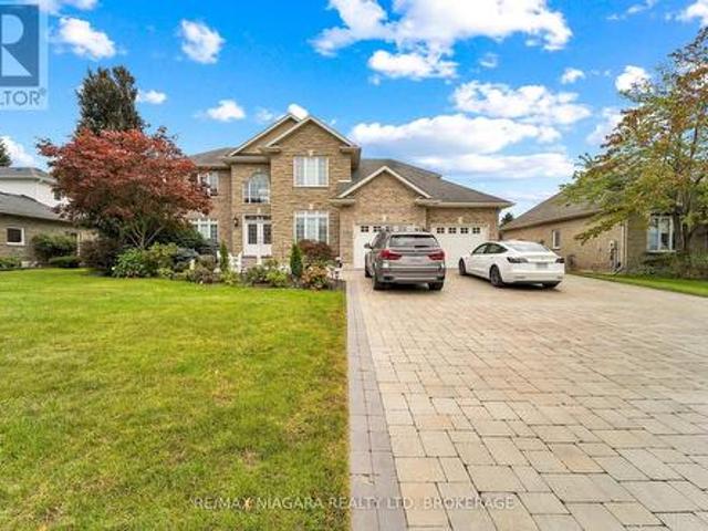 House for sale in Niagara, Ontario