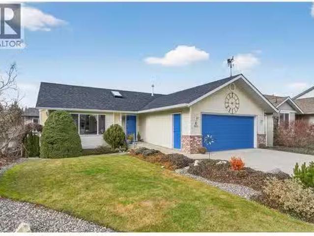 House for sale in Salmon Arm, British Columbia