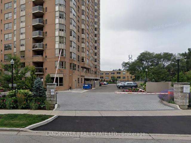 Condo for sale in Eglinton—Lawrence, Toronto