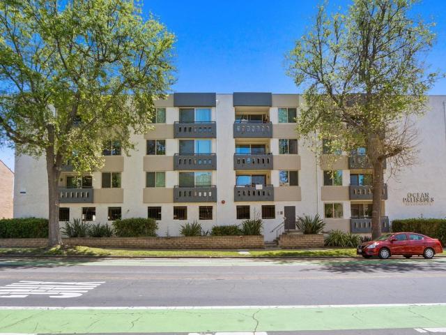 Apartment for rent in Santa Monica, California
