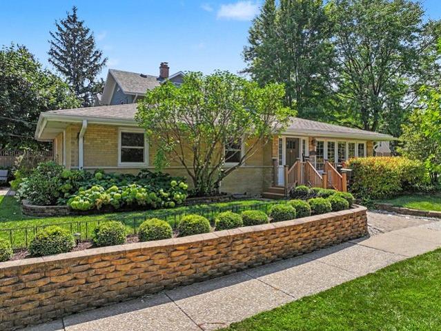 House for sale in La Grange, Illinois