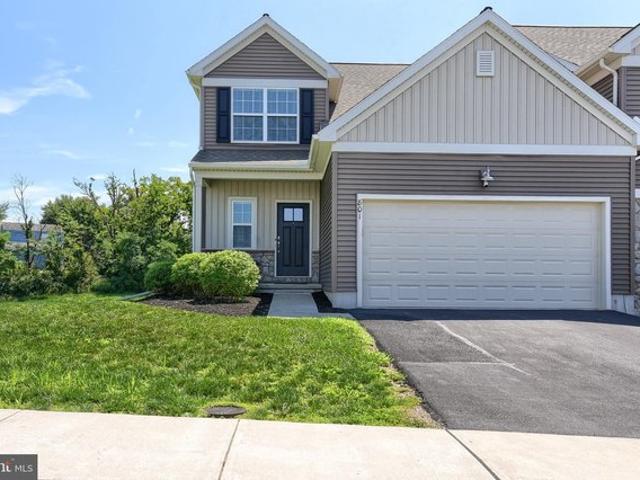 Townhouse for sale in Harrisburg, Pennsylvania