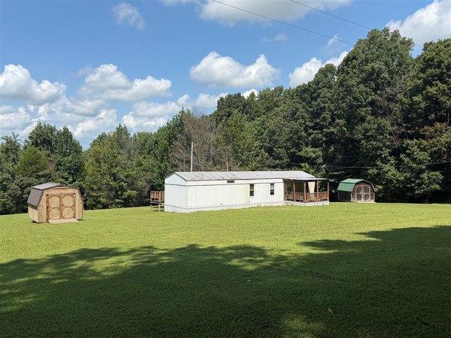 House for sale in Adolphus, Kentucky