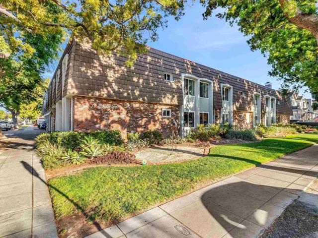 Condo for sale in Coronado, California