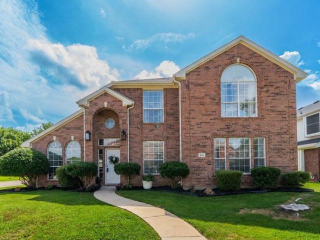 House for sale in Denton, Texas