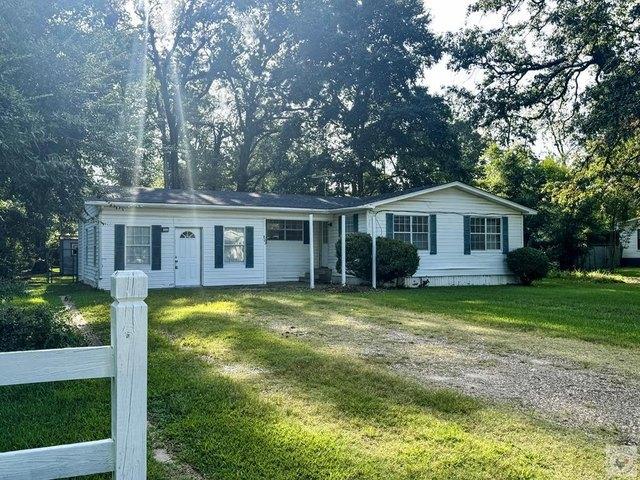 House for sale in Hooks, Texas