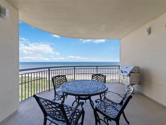 Condo for sale in Galveston, Texas
