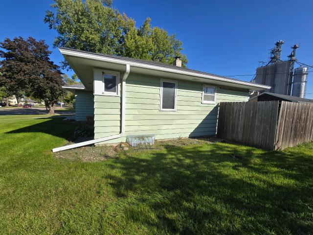 House for sale in Olivia, Minnesota