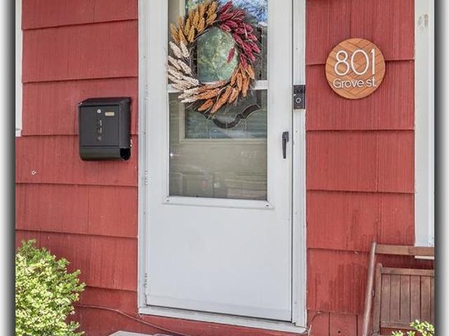 House for sale in Menasha, Winnebago County