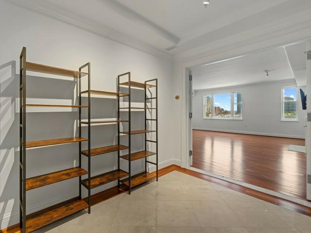 Apartment for sale in Baltimore