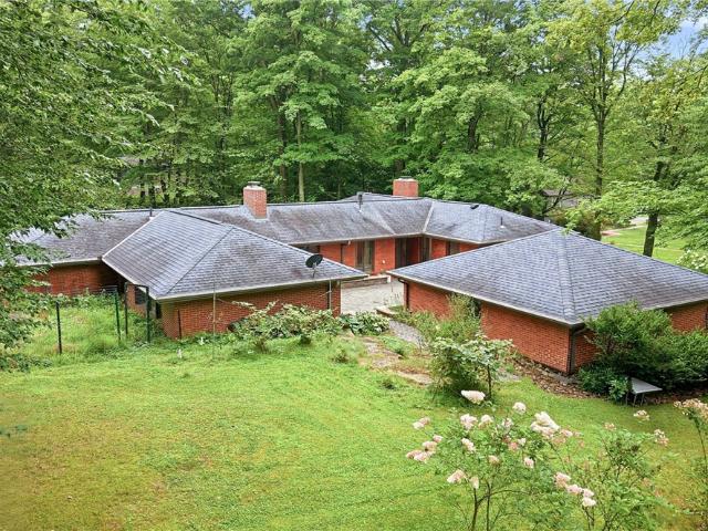 House for sale in Hickory Corners, Hermitage