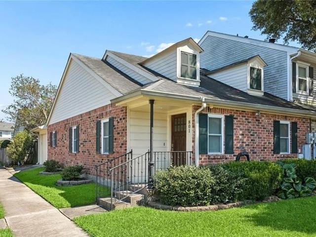 Townhouse for sale in Metairie, Louisiana