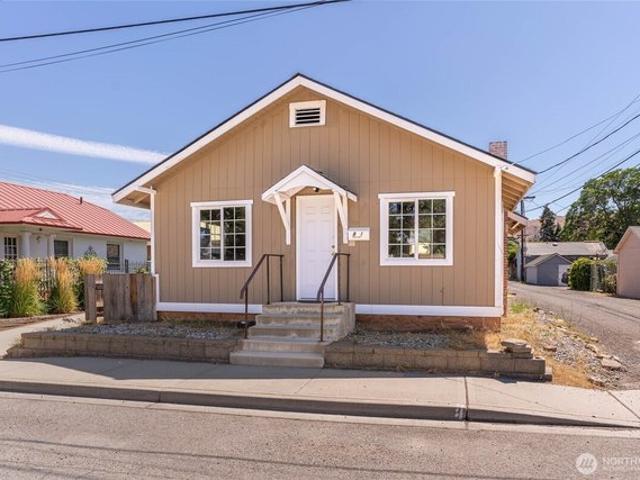 House for sale in Wenatchee, Washington