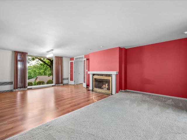 House for sale in Mchenry, Illinois