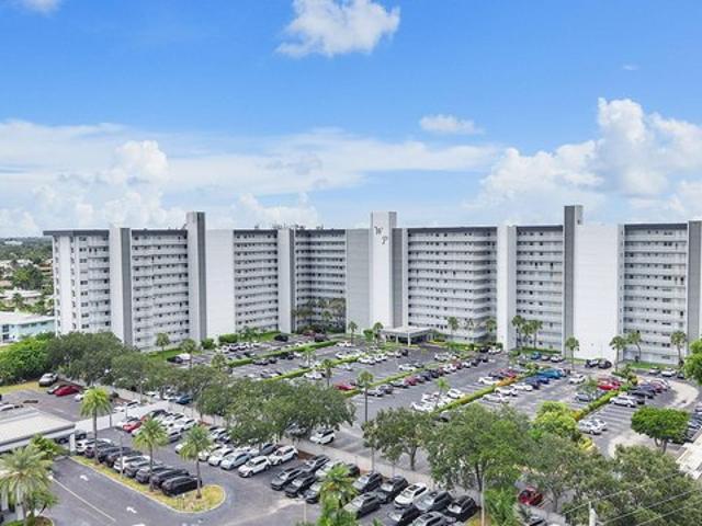 Condo for sale in Pompano Beach, Florida
