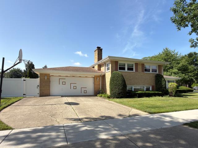 House for sale in Mount Prospect, Cook County