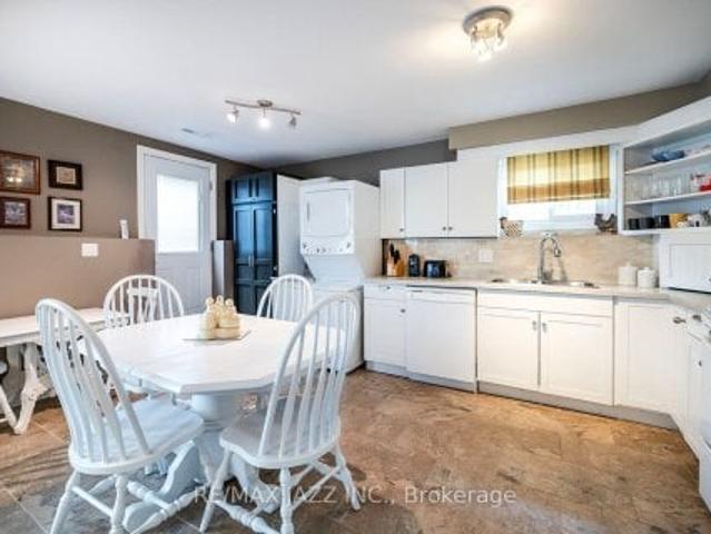 Duplex for rent in Durham, Ontario