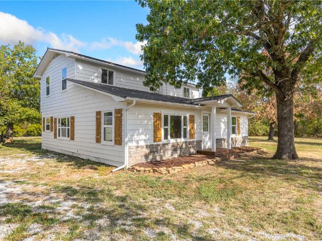 House for sale in Harrison, Boone County