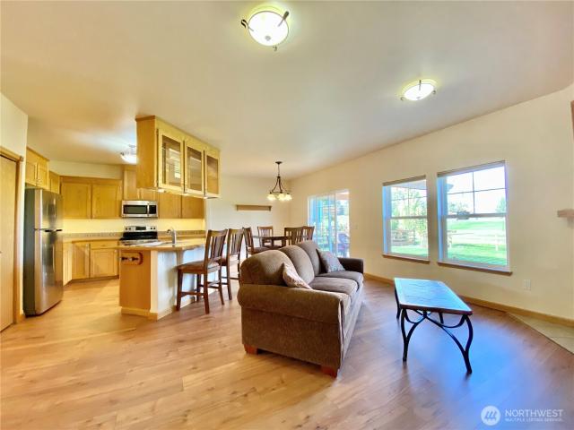 House for sale in Zillah, Washington