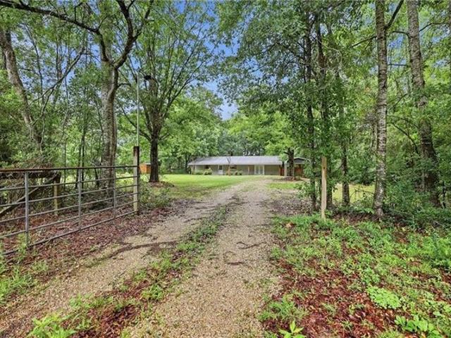 House for sale in Covington, St. Tammany Parish
