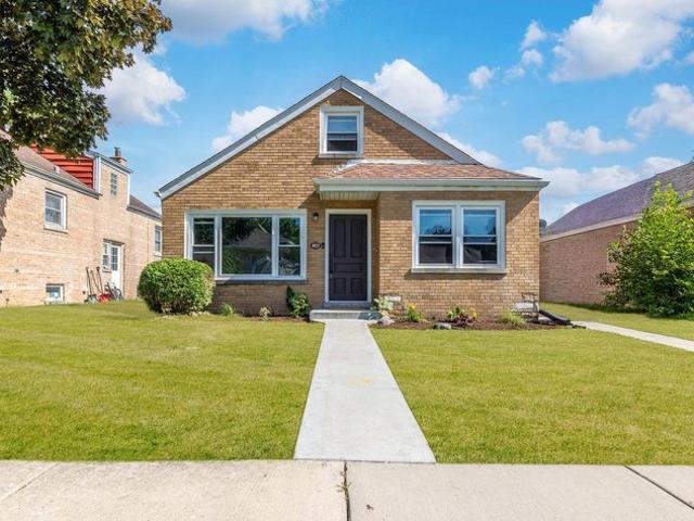 House for sale in Lyons, Illinois