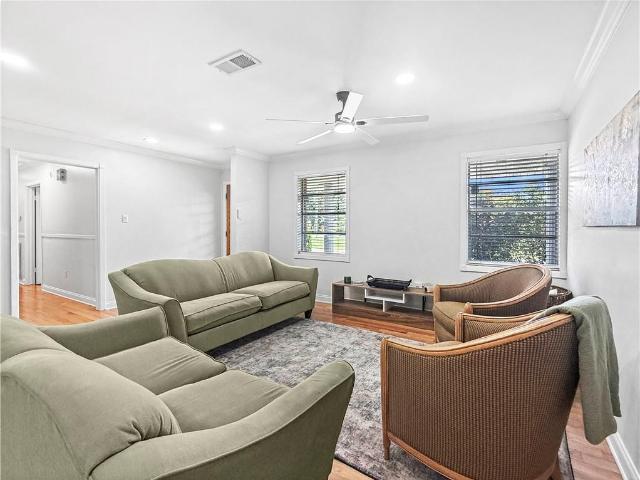 Condo for sale in Metairie, Louisiana
