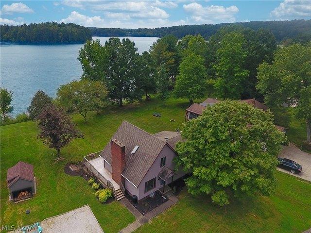House for sale in Dellroy, Ohio