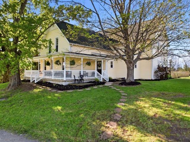 House for sale in Mooreland, Indiana