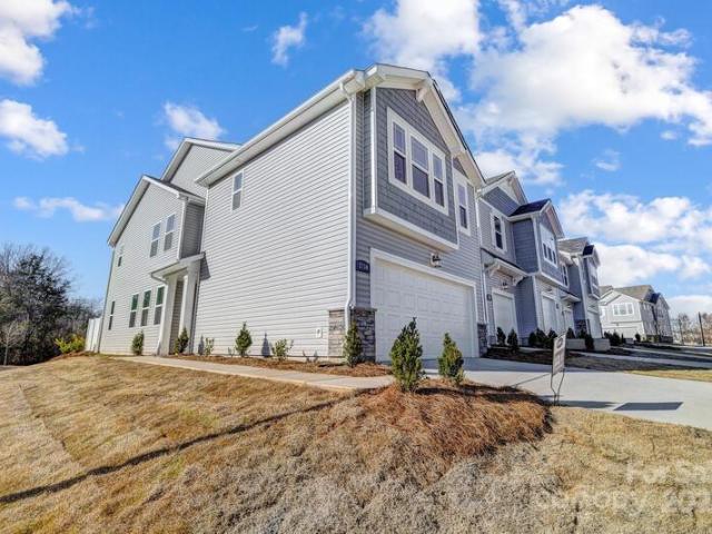 Townhouse for sale in Charlotte