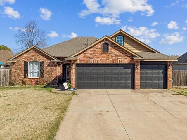 House for sale in Rogers, Oklahoma