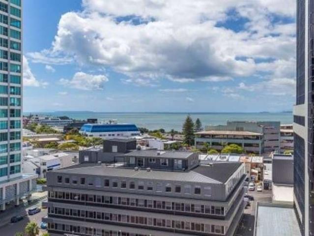 Apartment for rent in Takapuna