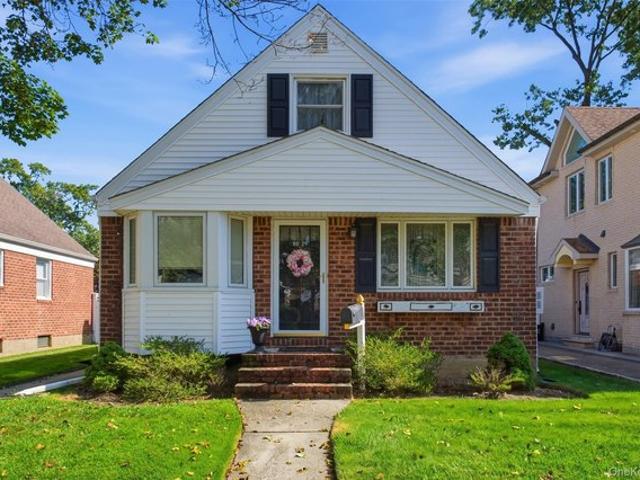 House for sale in Glen Oaks, New York