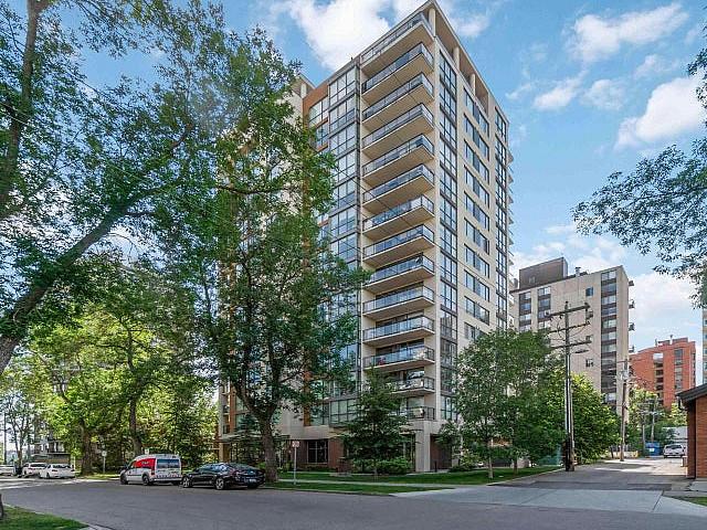 Condo for sale in Wedgewood, Alberta