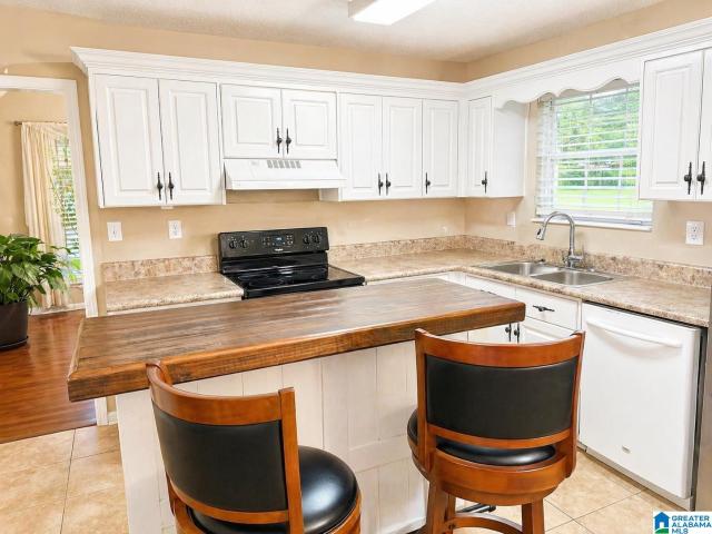 House for sale in Pleasant Grove, Alabama