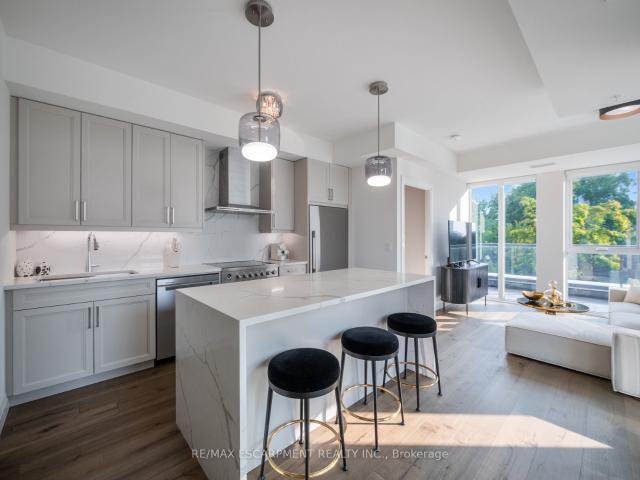 Condo for sale in Burlington, Ontario