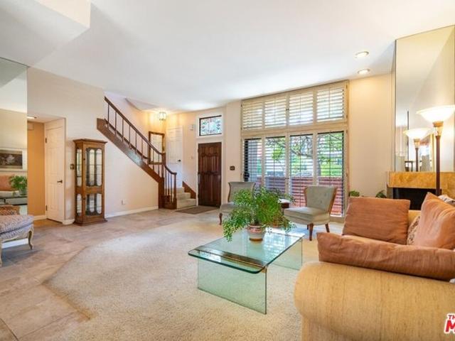 Condo for sale in Santa Monica, California