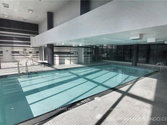 Condo for sale in Toronto, Golden Horseshoe