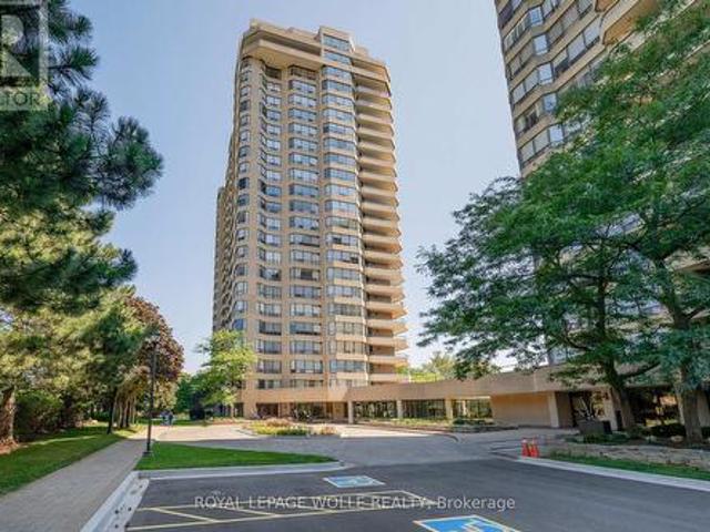 Condo for sale in Waterloo, Ontario
