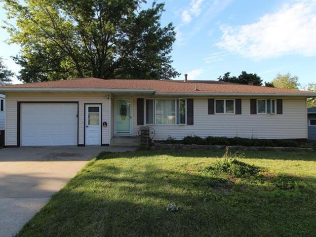 House for sale in Traer, Tama County