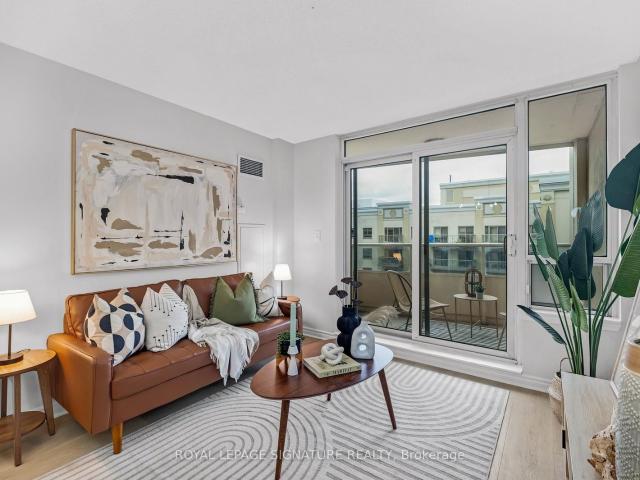 Condo for sale in Woburn, Ontario