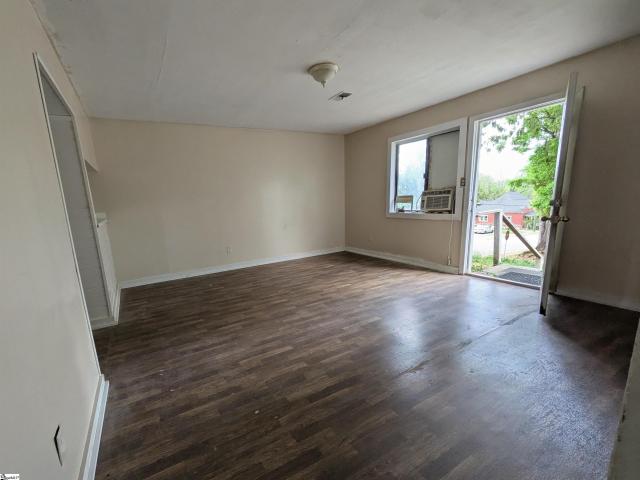 House for sale in Greenwood, South Carolina