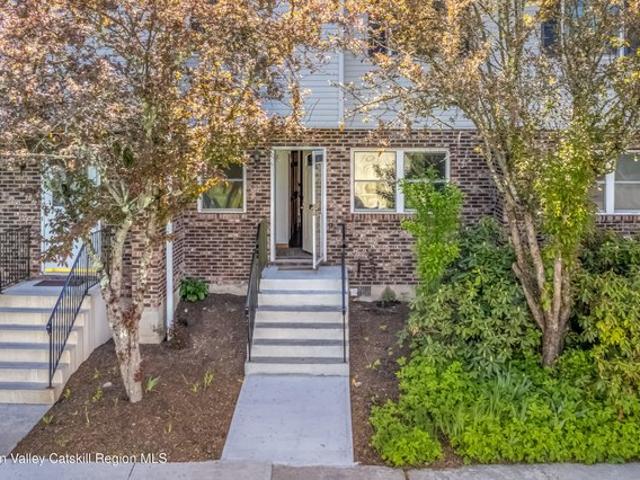 Townhouse for sale in New Paltz, New York