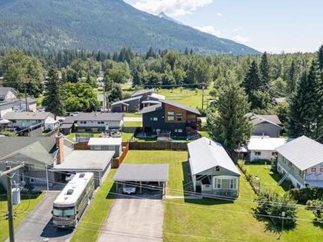 House for sale in Revelstoke, British Columbia