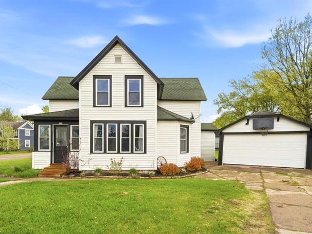 House for sale in Manawa, Wisconsin