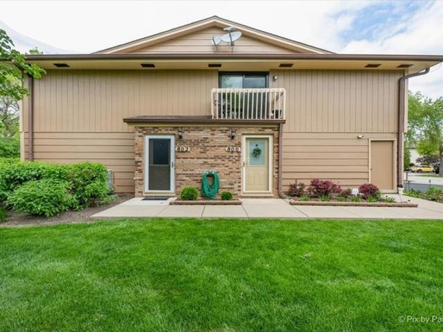 Condo for sale in Schaumburg, Illinois