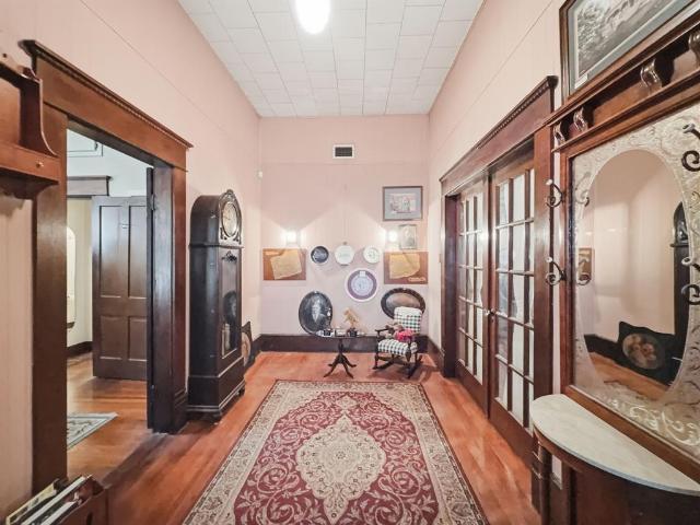 House for sale in Hamilton, Texas