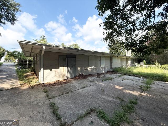 House for sale in Stone Mountain, DeKalb County
