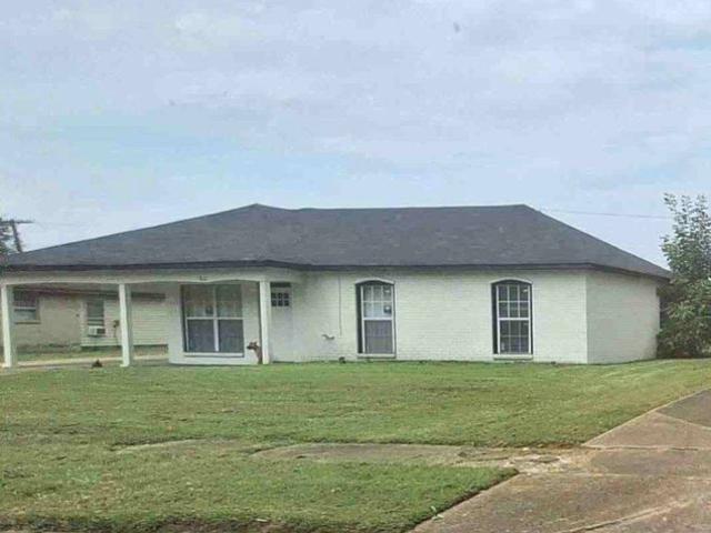House for sale in Holiday Gardens, West Memphis