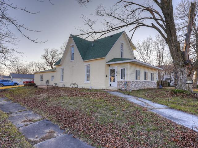 House for sale in Carthage, Missouri